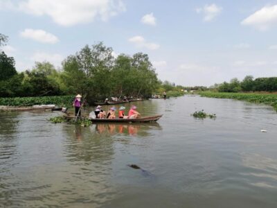 1-Day Less Touristy Mekong River (Cai Be-Vinh Long) trip - 7:30 pickup and the long road south through rice country