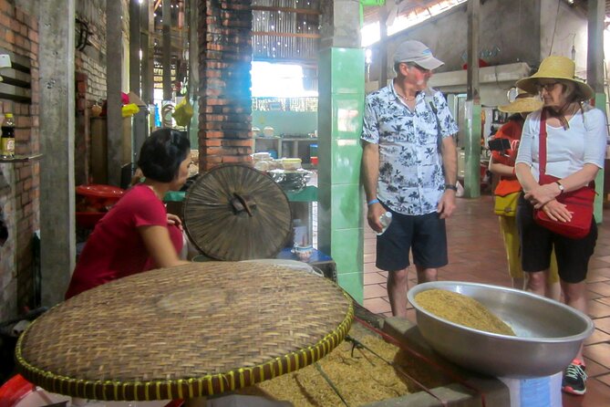 2-Day Mekong Delta Tour with Homestay - Day 2: Cai Rang Floating Market and a return to Ho Chi Minh City