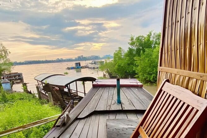 2 Day Private Mekong Delta, Riverside and Ecolodge Nature Tour - Guide Power: When English Support Makes the Day Click