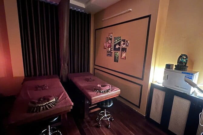 60 minutes Body Massage with Ginger Oil - Studio Experience: Clean, English-Friendly, and Calm