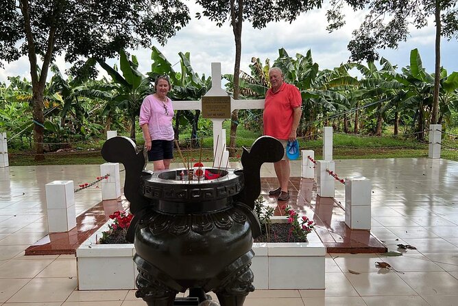Australian Base, Long Tan & Nui Dat Tour with Vung Tau Beach - Vung Tau Beach lunch: a needed break between heavy sites