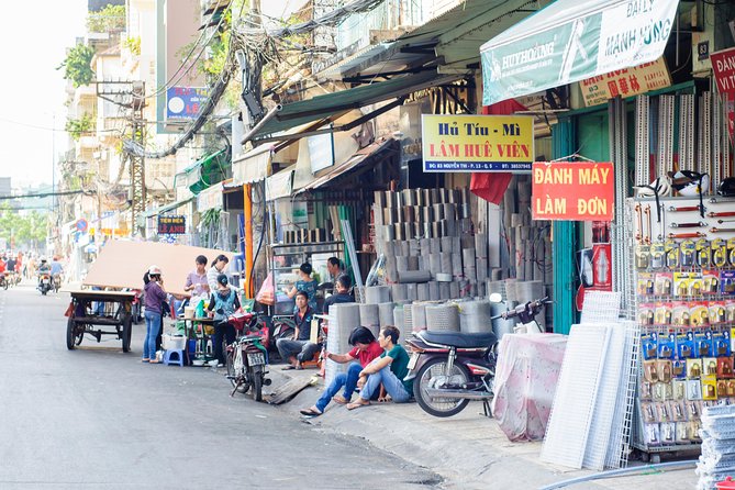 Chinatown Cyclo Journey Half-day Tour - Phố Tau Sai Sai Gon (Chợ Lớn Quận 5) Shops: Herbs, Clothing, and Street-Life Details