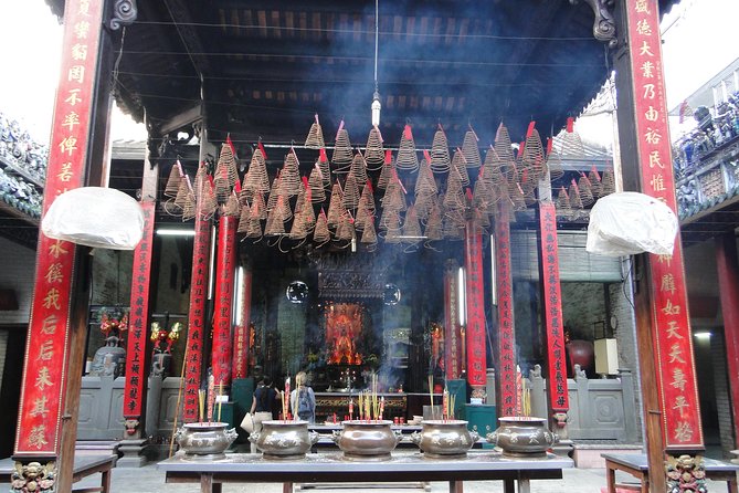 Chinatown Cyclo Journey Half-day Tour - Binh Tay Market vs Lacquer Ware Factory: Choose Your Ending