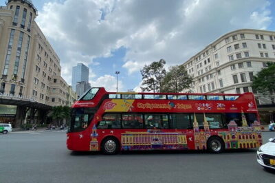 City Sightseeing Saigon Bus Tour - Red Route vs Blue Route: when each line makes the most sense