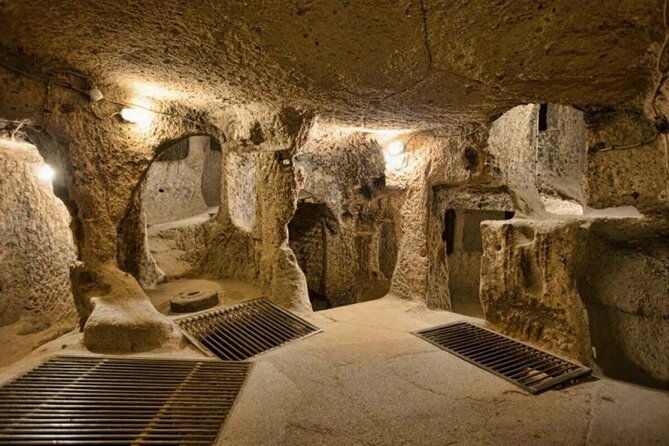 Cu Chi Tunnel Half Day Tour - The road trip: watching the city loosen into countryside