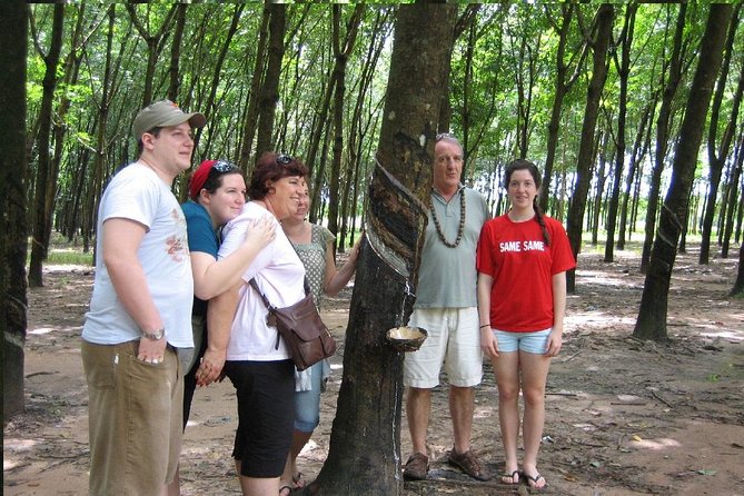 Cu Chi Tunnels and Ho Chi Minh City private tour full day - Why Cu Chi Tunnels plus Saigon landmarks works as one 9-hour loop
