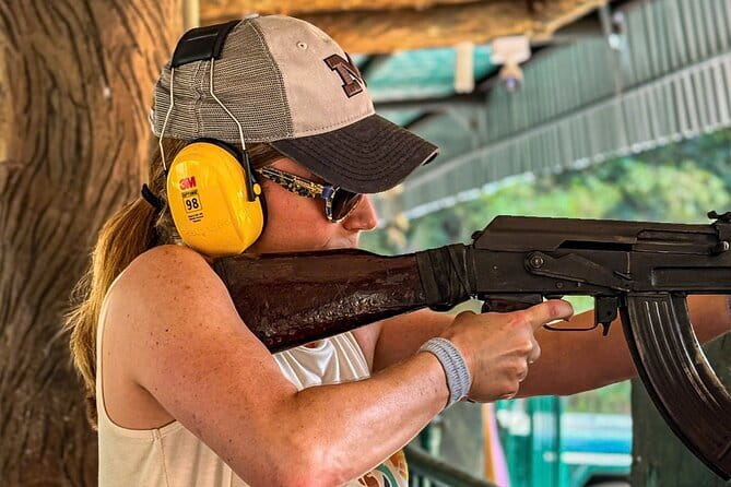 Cu Chi Tunnels by Speed Boat & Ho Chi Minh City Shore Excursion - The food and coffee breaks that keep the day from feeling like a sprint