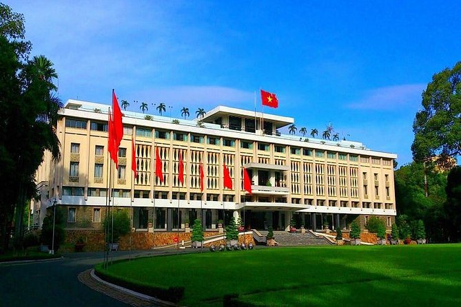 Cu Chi Tunnels - Ho Chi Minh City One Day Tours - Morning in the city: colonial landmarks and the war-era spine