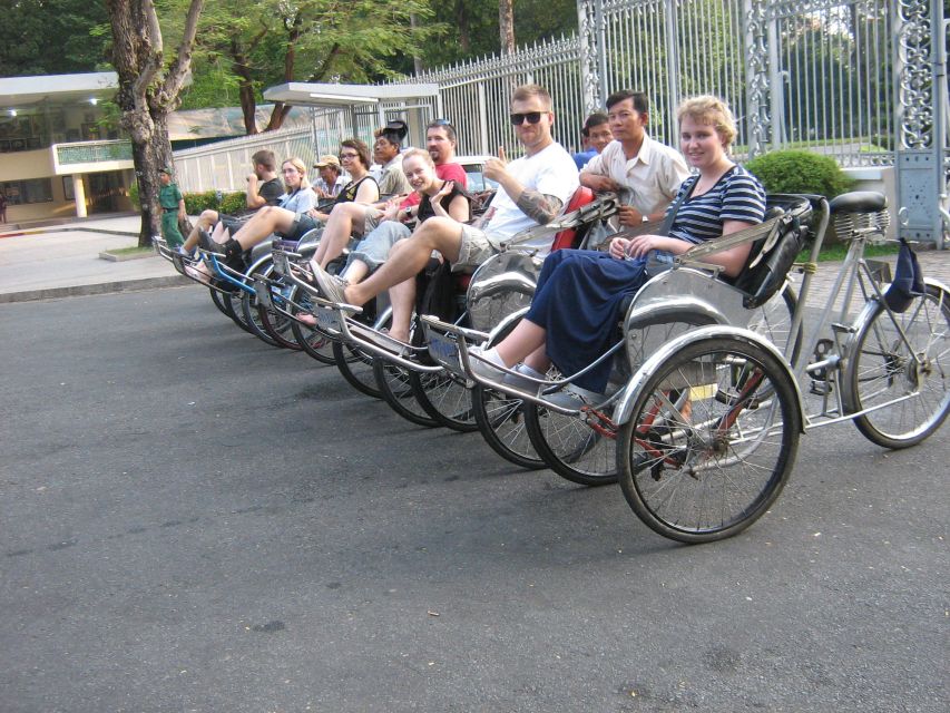 Customized Ho Chi Minh City Experience on Cyclo with Driver - Comfort, rain, and how to get the best photos anyway