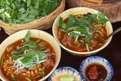 Discover Ho Chi Minh City’s Street Food & Hidden Life by Bicycle - The route value: four districts and a look at daily life