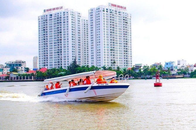 Discover Ho Chi Minh City’s Street Food & Hidden Life by Bicycle - Price and logistics: is ₫250,000 extra worth it?