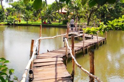 DISCOVERING UNSEEN Parts Of Saigon Full Day - Local life by the river: Binh Quoi Village and market energy