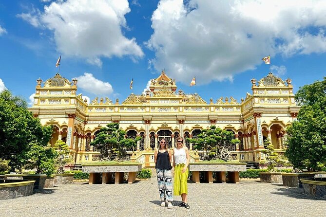Experience Authentic Mekong Delta Life From Ho Chi Minh City - Getting picked up and staying comfortable: transport, language, and group setup