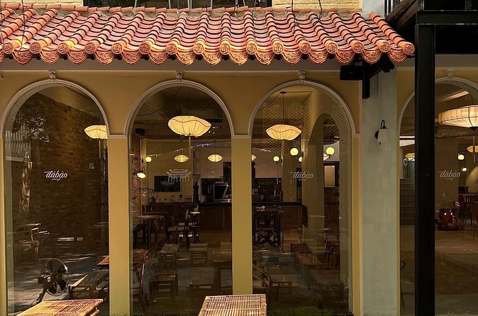 [Free E-sim] Half day Instagram Cafe Tour in Ho Chi Minh - Turtle Lake: the culture-and-architecture finale