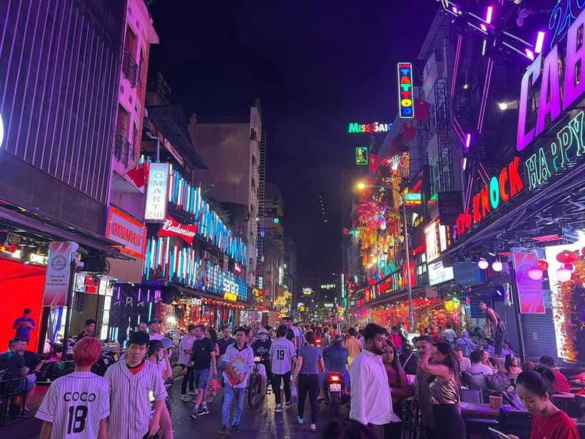 Free E-sim Saigon Nightlife Hopping Tour - FAQ