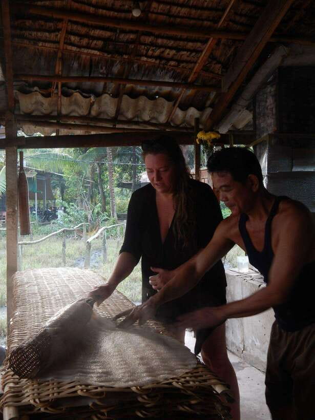 From HCM 1-day Cai Rang floating market local mekong village - Breakfast on Cai Rang Floating Market: Big Morning Energy
