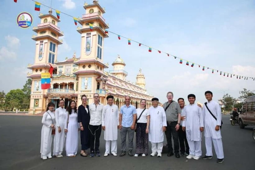 From Ho Chi Minh: Black Virgin Mountain& Cao Dai Temple tour - Cao Dai Temple in Tay Ninh: dragons, the holy eye, and that noon ceremony