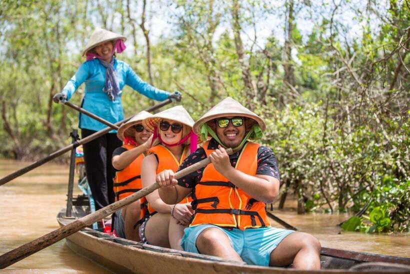 From Ho Chi Minh City: Mekong Discovery Tour - Fish farm to island gardens: tropical fruit and traditional music along the way