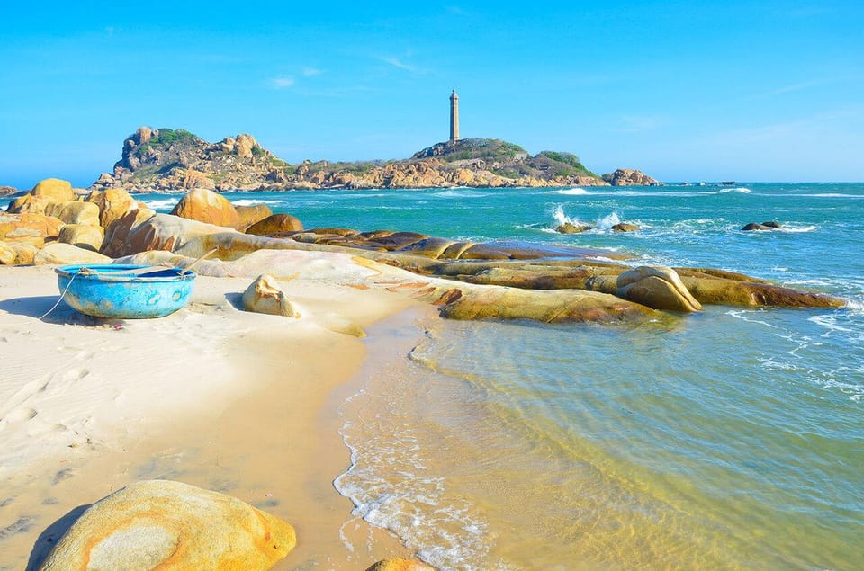 From Ho Chi Minh City: Relax In Mui Ne Beach In 1 Day - Lunch break with sea views: included and easy on the schedule