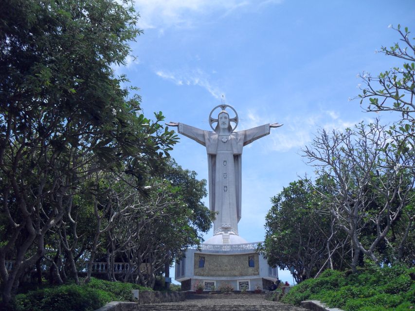 From Ho Chi Minh city: Vung Tau Beach Private Day Tour - The 8:00 AM pickup and the coastal ride you can actually enjoy