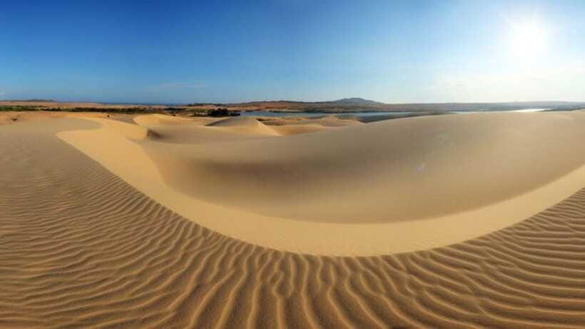 From Ho Chi Minh: Mui Ne Sand Dunes and Beach Day Tour - Fairy Stream: The Calm Walk That Balances the Day