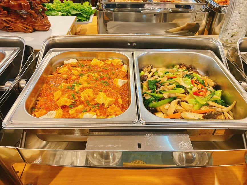 From Ho Chi Minh: Private Table Dinner on cruise Saigon - Why a private-table dinner cruise beats a regular restaurant night