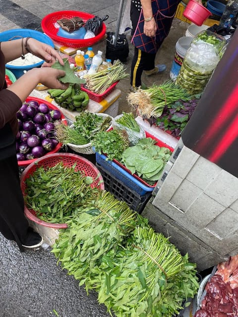 HCMc:Vietnamese Cooking Class with Local market tour & Meal - Certificate and detailed recipes: your take-home Vietnamese toolkit