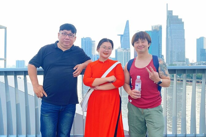 Historical Walking Tour of Saigon - Saigon Notre Dame Cathedral: photo stop with perspective