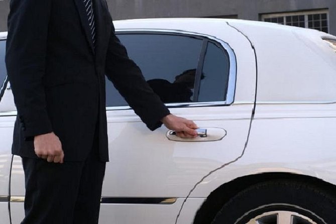 Ho Chi Minh Airport Arrival Or Departure By Private Car Transfers - Key things I’d bet on before you book