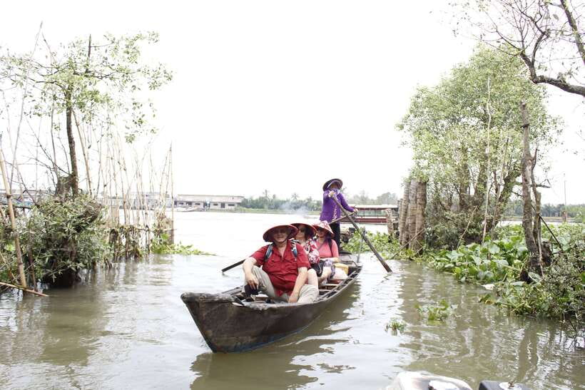 Ho Chi Minh: Cai Be-Mekong Delta Local Village Full Day Tour - Cái Bè Local Village on foot and on a bicycle
