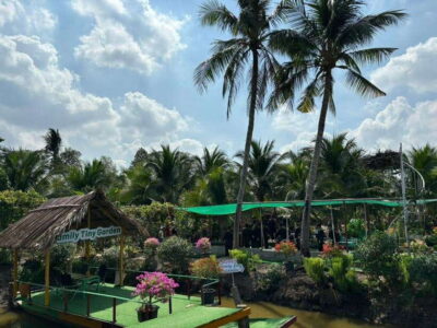Ho Chi Minh City: 2-Day Bike & Kayak Mekong Delta Tour - Getting to the countryside: the morning pick-up from Saigon