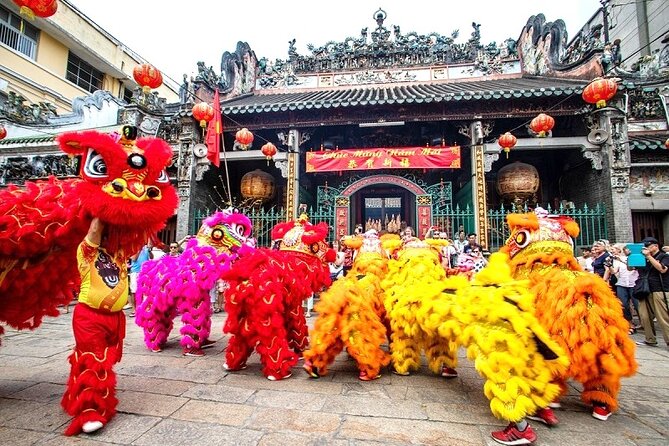 Ho Chi Minh City: Chinatown Hidden Treasures – Free Walking Tour - Chinatown in Ho Chi Minh City is best seen up close