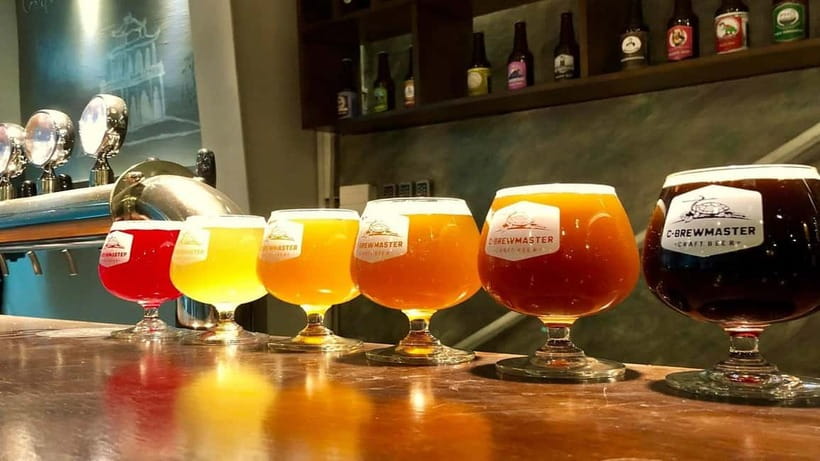 Ho Chi Minh City Craft Beer Tour: Saigon Snacks & Night Ride - Street Food Pairings: Skewers, Crunch, and Vegan Options