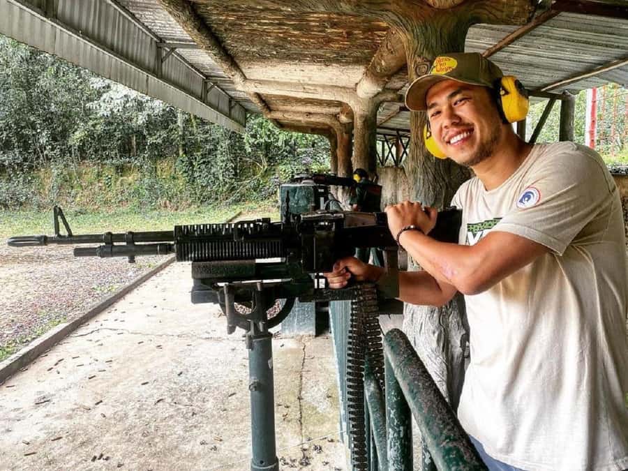 Ho Chi Minh City: Cu Chi Tunnels Ben Duoc VIP Limousine Tour - The VIP limousine ride from District 1, 3, or 4