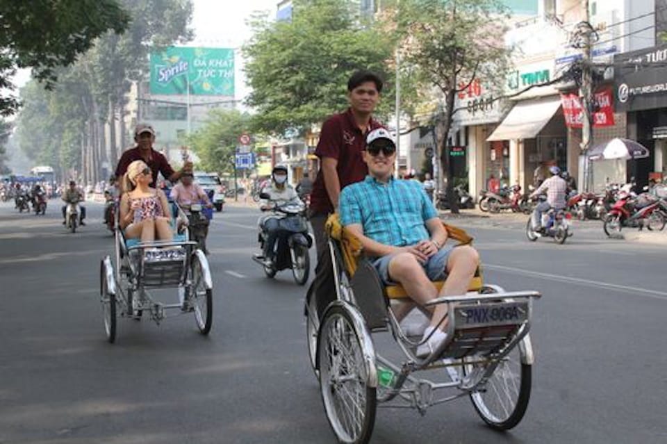 Ho Chi Minh City Cyclo Tour with English Speaking Guide - Hotel pickup and the cyclo setup in District 1