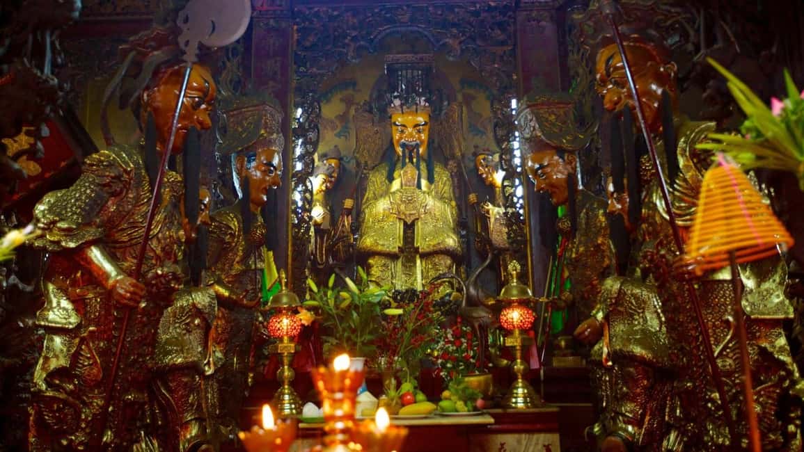 Ho Chi Minh City Half-Day Guided Tour with Hotel Pickup - Jade Emperor Pagoda: spiritual practice you can actually observe