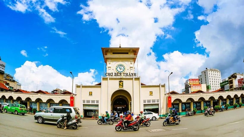 Ho Chi Minh City Half Day or Full Day Tour - Lunch at a local restaurant: the optional choice that affects your pace