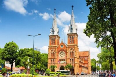 Ho Chi Minh City Half Day - VIP Private Tour - Saigon Central Post Office: French-era architecture you can actually enjoy