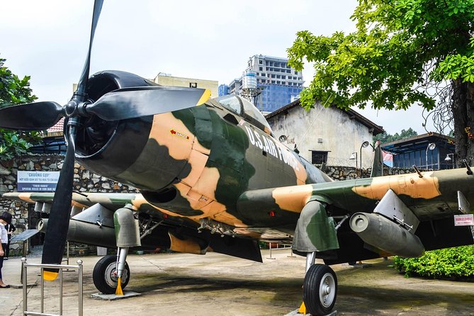 Ho Chi Minh City History And Culture Half-day Tour - Independence Palace and Notre-Dame: The Big-Picture Stops