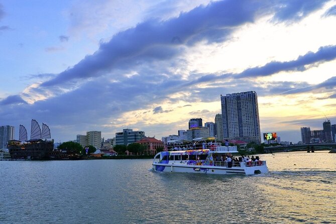 Ho Chi Minh City Lively Saigon River Sightseeing Cruise - Upper deck vs lower deck: pick based on how you like to view