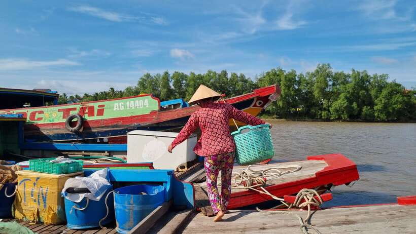 Ho Chi Minh City: Mekong Delta Day Trip with Lunch & Drinks - Sugarcane juice, coconut candy, and the lunch you actually look forward to