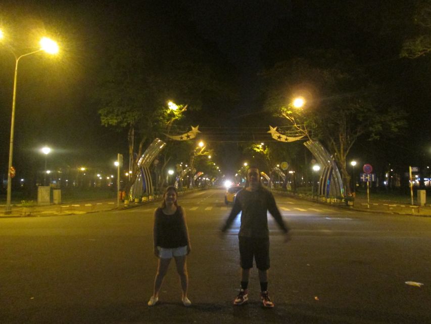 Ho Chi Minh City: Midnight Motorbike Tour - Flower market to Thích Quảng Đức Monument: a meaningful pause with visual payoff