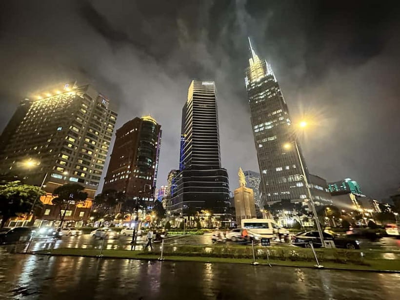 Ho Chi Minh City: Night Walking Tour with Hidden Gem Stop - Key things to know before you go