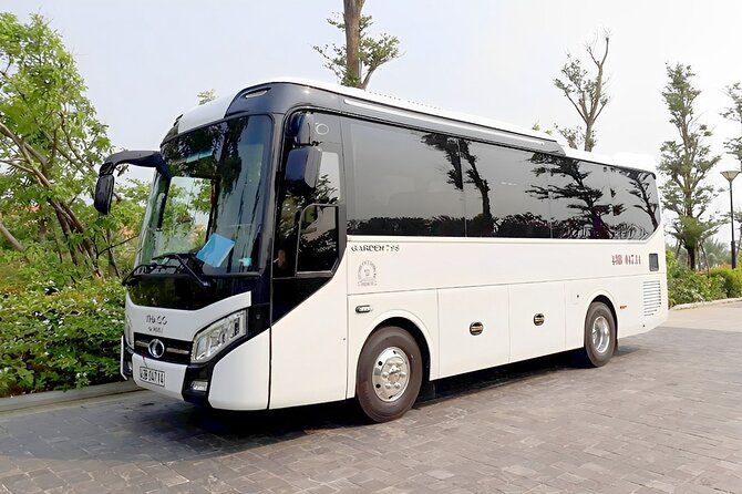 Ho Chi Minh City Private Car with Driver 4 - 8 hours - Pick-up and drop-off: making sure you start in the right place