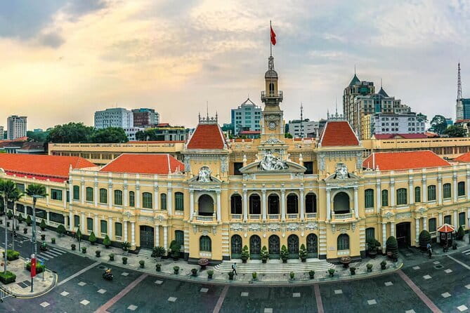 Ho Chi Minh City Private City Tour – History, Culture, Local Life - Nguyễn Huệ Street, City viewpoints, and the Cafe Apartment angle