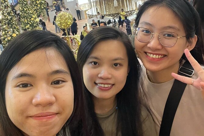 Ho Chi Minh city private tour guide - The Student-Guide Advantage in Ho Chi Minh City