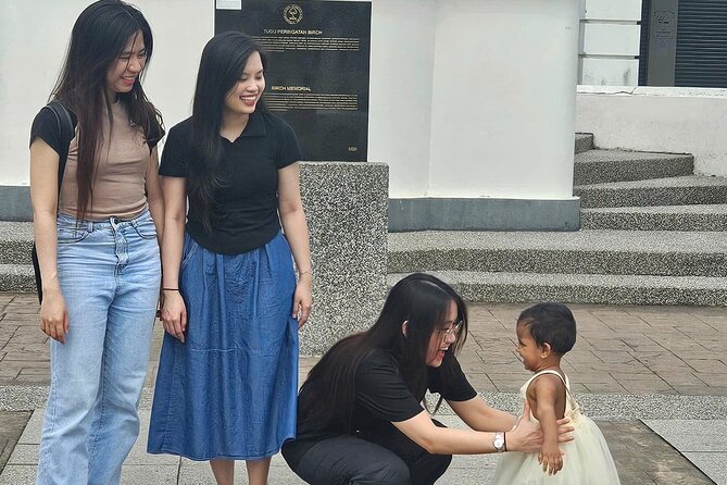 Ho Chi Minh city private tour guide - Museum of Vietnamese History: For Culture-Lovers Who Want Context