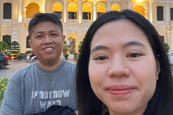Ho Chi Minh city private tour guide - Nguyen Hue Street: The District 1 Walk That Connects Major Landmarks