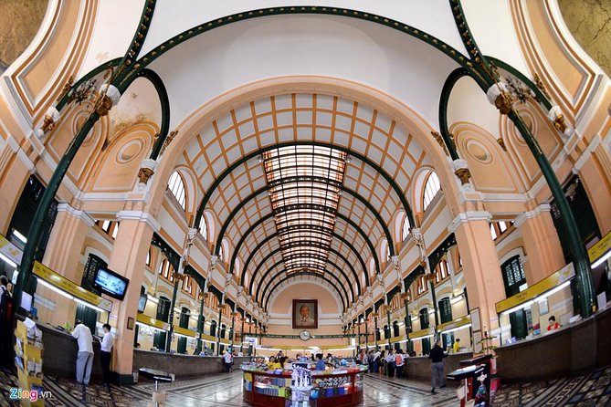Ho Chi Minh City Saigon and Cu Chi Tunnels Private Tour Full Day - Cu Chi Tunnels at Ben Đước: crawling, jungle walk, and cassava reality