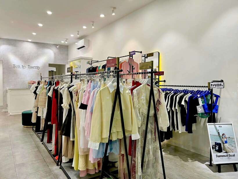 Ho Chi Minh City: Shopping Tour with Local Guide - Saigon Square 1: quick fashion scouting without committing all day